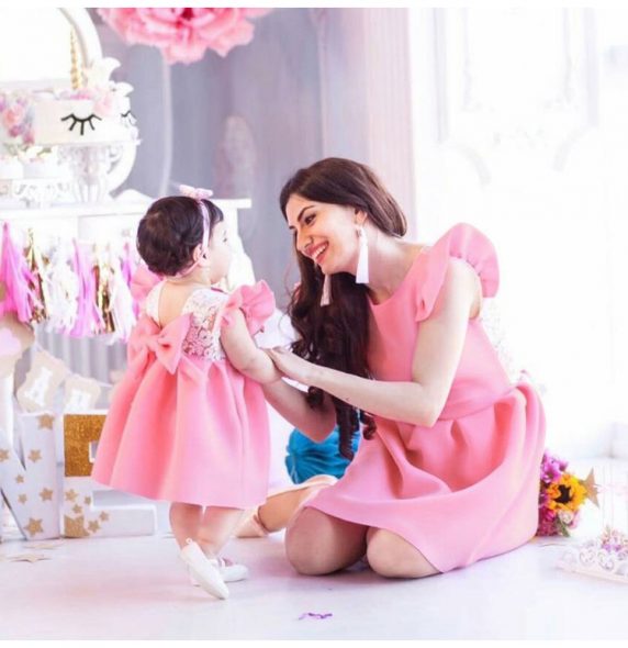 1 Piece Summer Pink Ruffle Shoulder Back Bow Tie and Lace Detail Swing Dress Clothes Set fashionable Girls Outfit